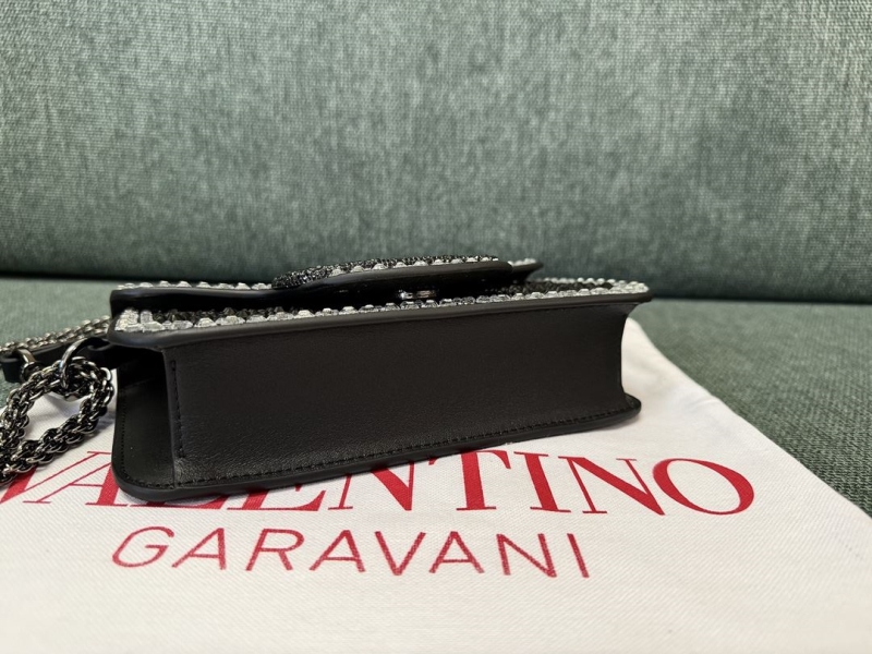 Va1e*ntin0 satchel bag
